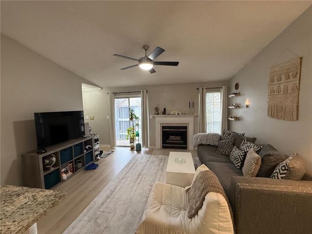 324 Granville Court, Atlanta, GA 30328