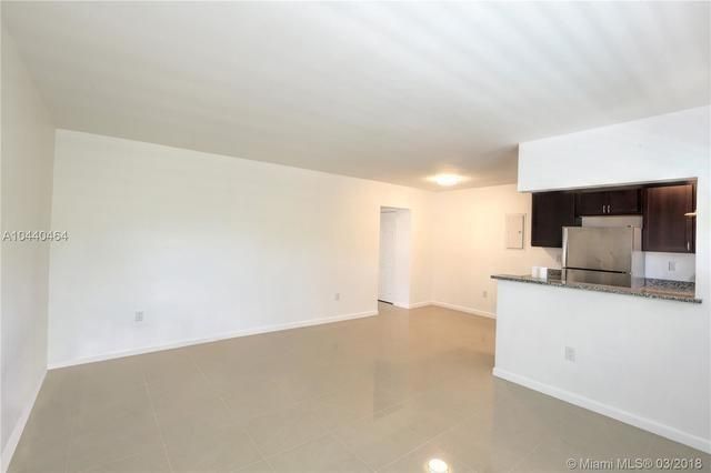 1820 Venice Park Drive 205, North Miami, FL 33181