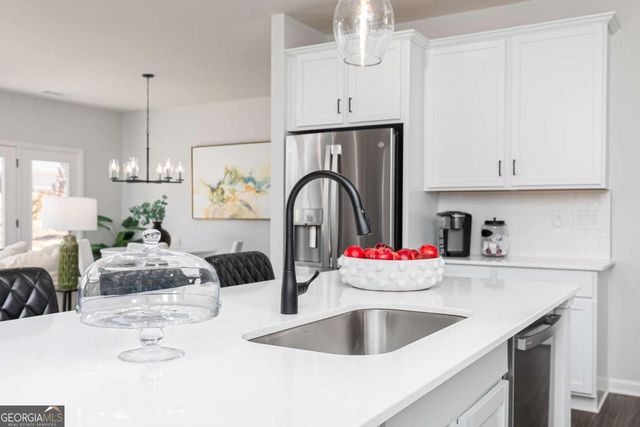 310 Chattahoochee Circle, Locust Grove, GA 30248