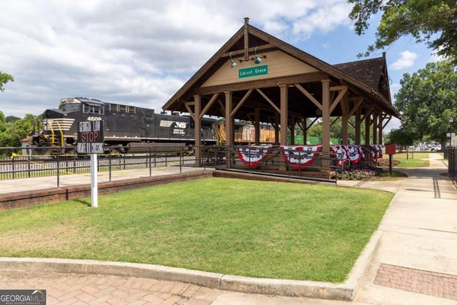 310 Chattahoochee Circle, Locust Grove, GA 30248