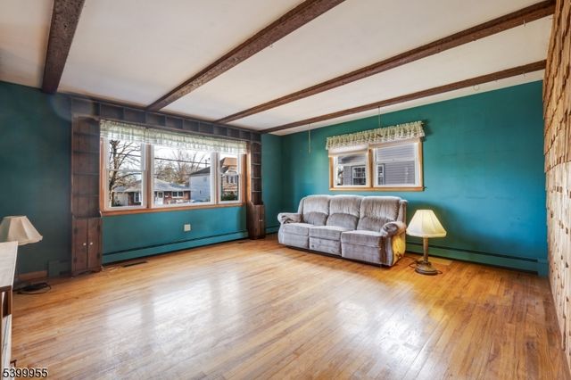 45 Lexington Blvd, Clark Twp., NJ 07066