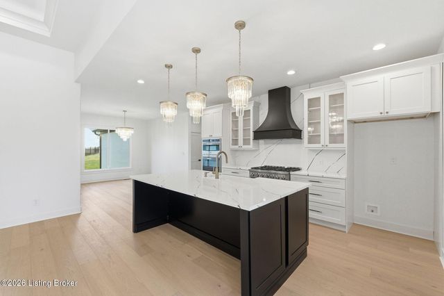 1545 Lincoln Hill Way, Louisville, KY 40245