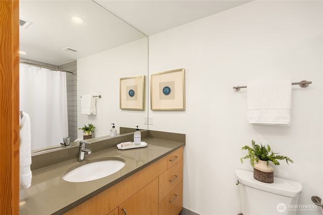 368 Wills Lane NW, Bainbridge Island, WA 98110