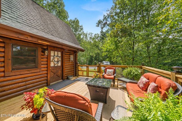 2820 Old Country Way, Sevierville, TN 37862