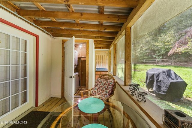2820 Old Country Way, Sevierville, TN 37862