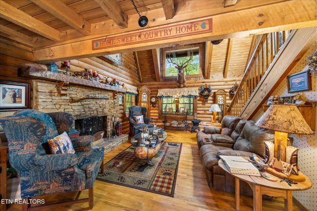 2820 Old Country Way, Sevierville, TN 37862