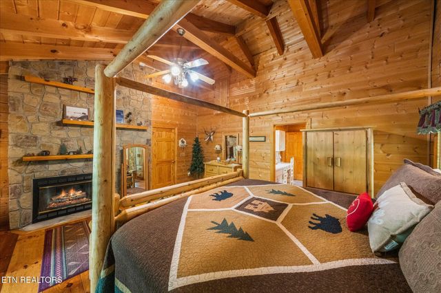 2820 Old Country Way, Sevierville, TN 37862
