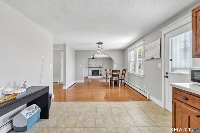 151 Old Coach Highway, Hamden, CT 06518