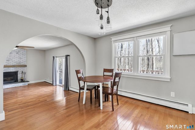 151 Old Coach Highway, Hamden, CT 06518