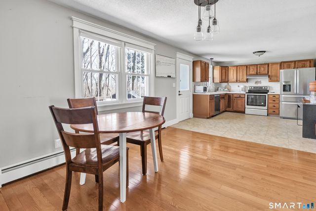 151 Old Coach Highway, Hamden, CT 06518