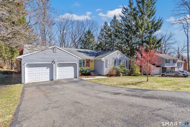 151 Old Coach Highway, Hamden, CT 06518