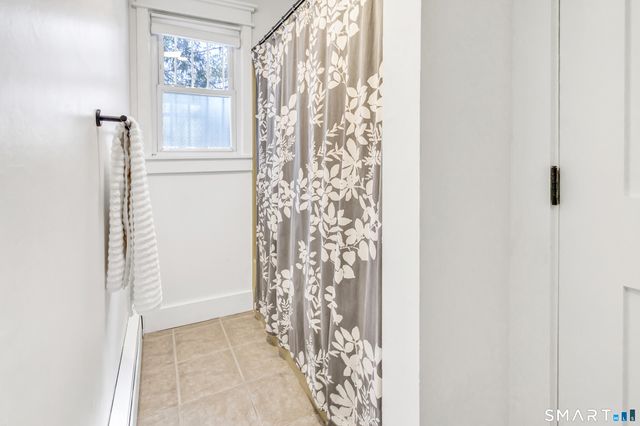 151 Old Coach Highway, Hamden, CT 06518