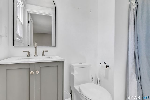 151 Old Coach Highway, Hamden, CT 06518