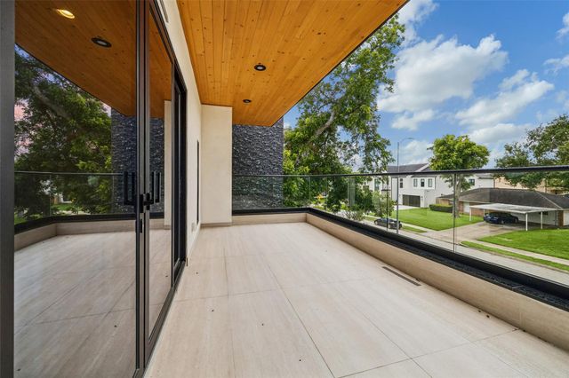1730 Bayram Drive, Houston, TX 77055
