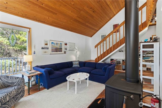 10911 Pacific Way, Long Beach, WA 98631