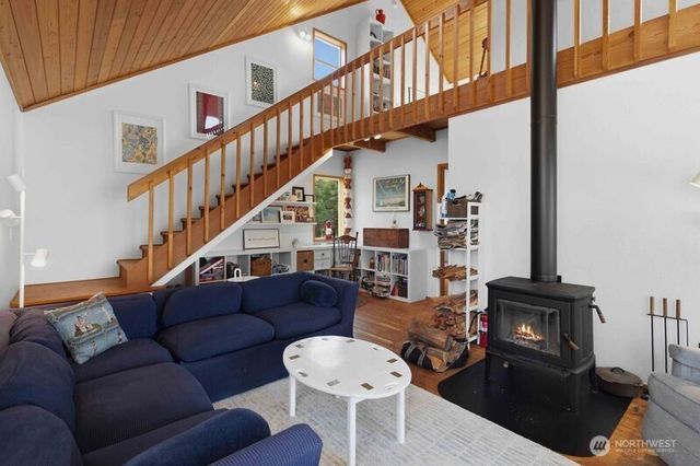 10911 Pacific Way, Long Beach, WA 98631