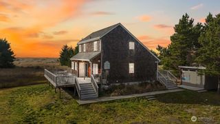 10911 Pacific Way, Long Beach, WA 98631