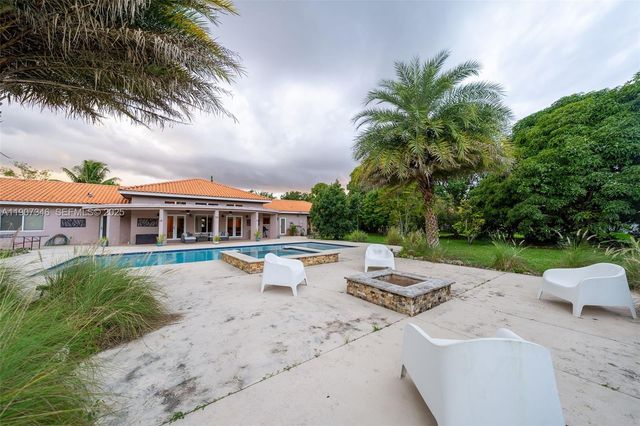 20805 SW 242nd St, Homestead, FL 33031