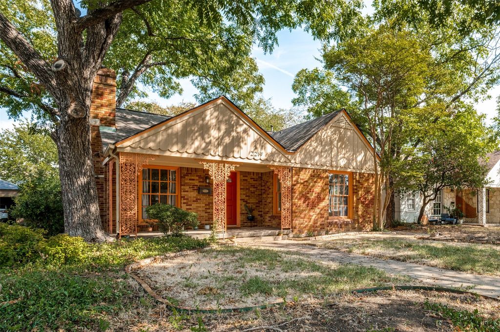 2219 Carnes Street, Dallas, TX 75208 — photo 3