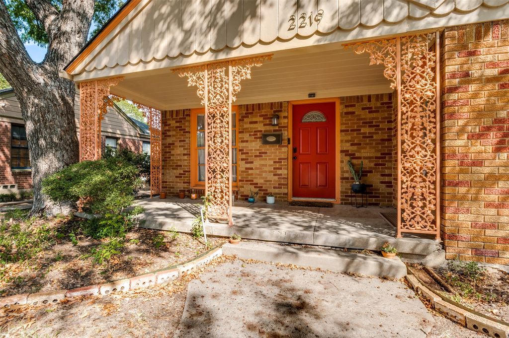 2219 Carnes Street, Dallas, TX 75208 — photo 5
