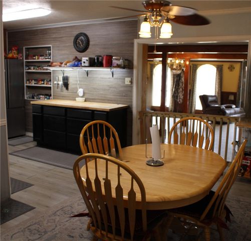 226 E Fairview Dr, Kingsville, TX 78363