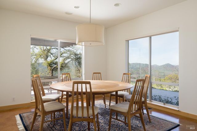 48 Longhorn Ridge Rd, Napa, CA 94558