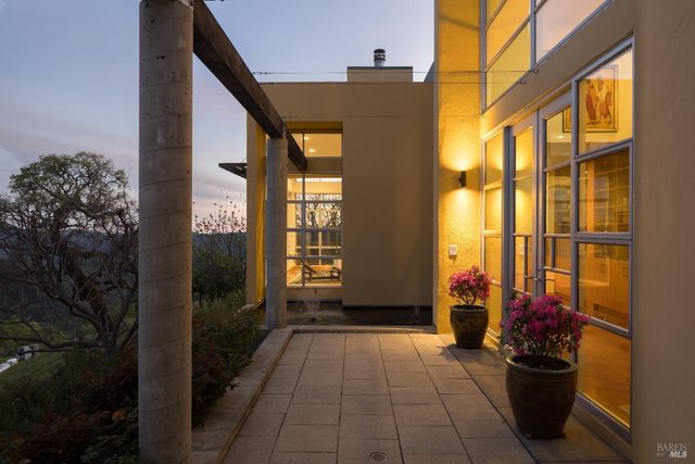 48 Longhorn Ridge Rd, Napa, CA 94558