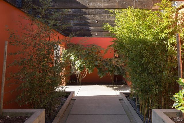 48 Longhorn Ridge Rd, Napa, CA 94558