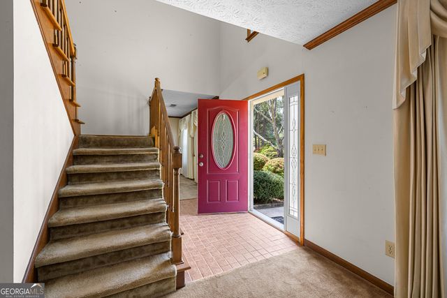 115 Birch Court, Fayetteville, GA 30214