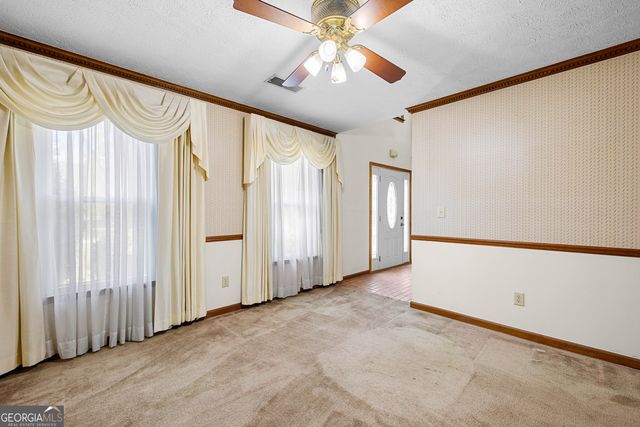 115 Birch Court, Fayetteville, GA 30214