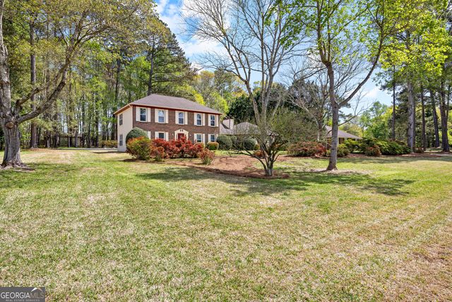 115 Birch Court, Fayetteville, GA 30214