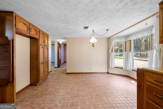 115 Birch Court, Fayetteville, GA 30214