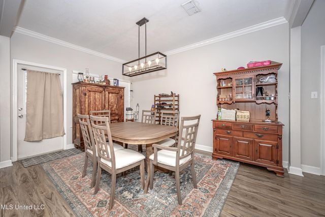 2504 Rue Beaux Chenes Central, Ocean Springs, MS 39564