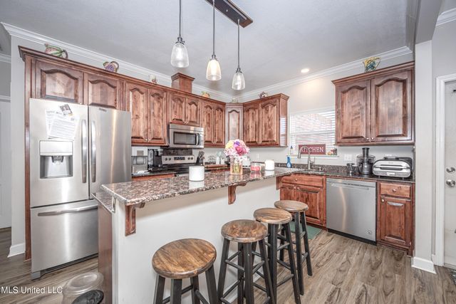 2504 Rue Beaux Chenes Central, Ocean Springs, MS 39564