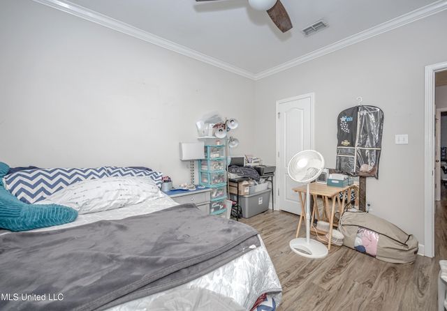 2504 Rue Beaux Chenes Central, Ocean Springs, MS 39564