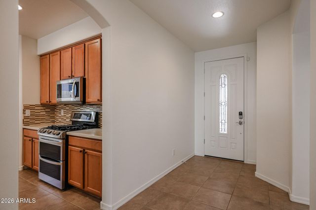 4430 W JUDSON Drive, New River, AZ 85087