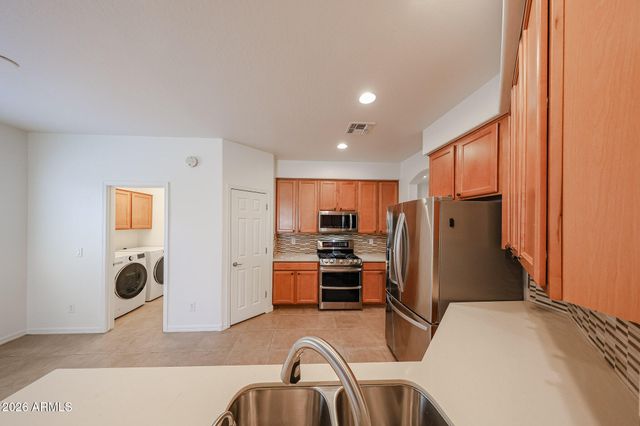 4430 W JUDSON Drive, New River, AZ 85087