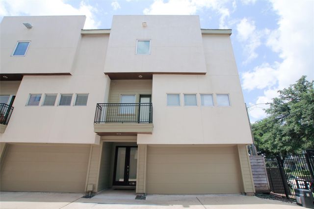 4701 Caroline Street, Houston, TX 77004