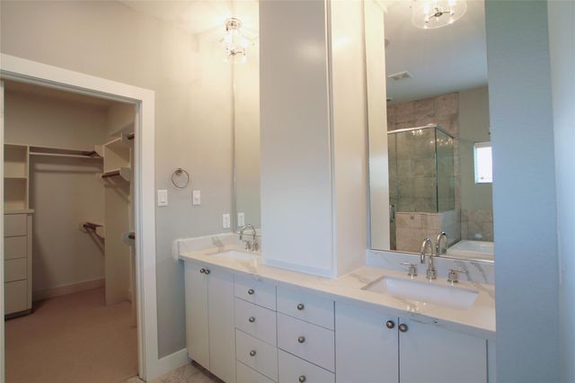4701 Caroline Street, Houston, TX 77004