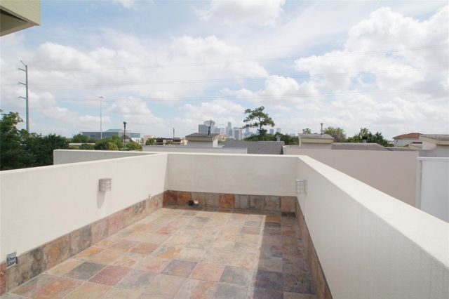 4701 Caroline Street, Houston, TX 77004