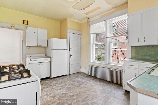 922 HUMMEL AVE, Lemoyne, PA 17043