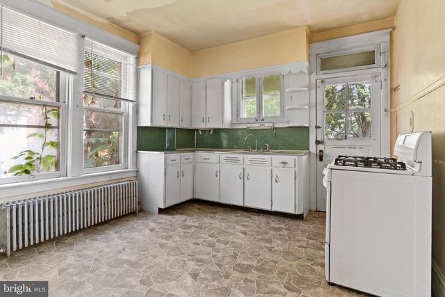 922 HUMMEL AVE, Lemoyne, PA 17043
