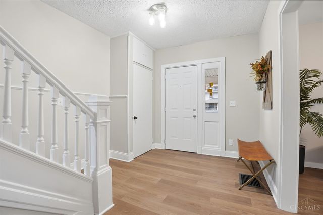 2104 Tytus Avenue, Middletown, OH 45042