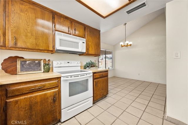 6916 Natchitoches Way, Bakersfield, CA 93309
