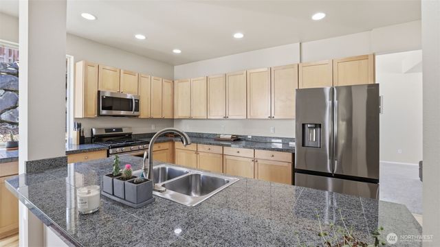 6114 Montevista Drive SE, Auburn, WA 98092