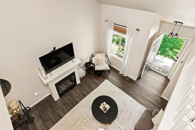 8610 Ep True Parkway 13006, West Des Moines, IA 50266