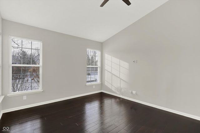 5873 Lost Oaks Drive, Carmel, IN 46033