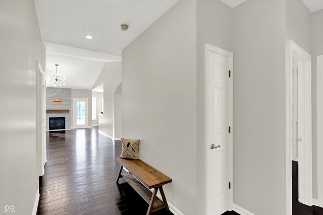 5873 Lost Oaks Drive, Carmel, IN 46033