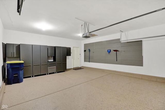 5873 Lost Oaks Drive, Carmel, IN 46033