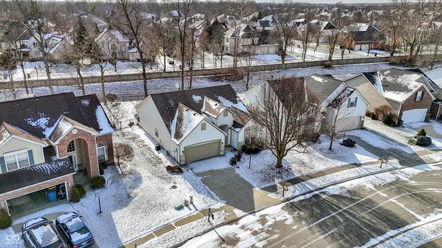 5873 Lost Oaks Drive, Carmel, IN 46033